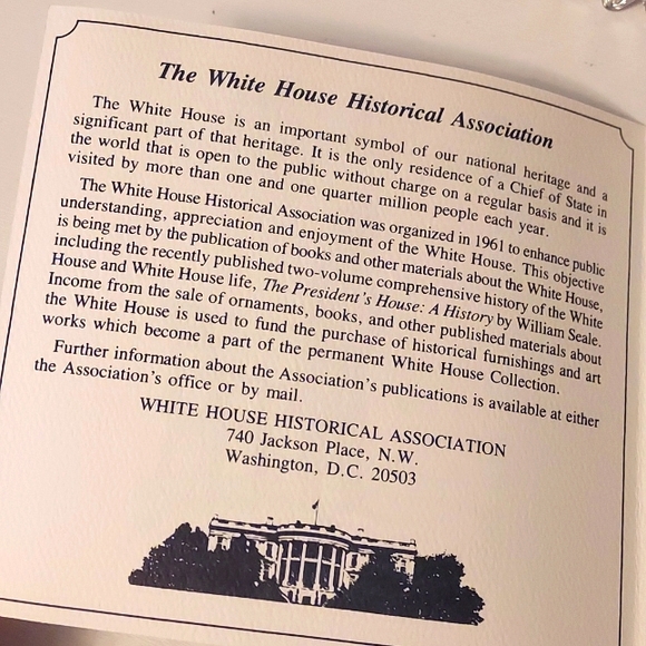 The White House Historical Association Ornament 1990 - Picture 9 of 10
